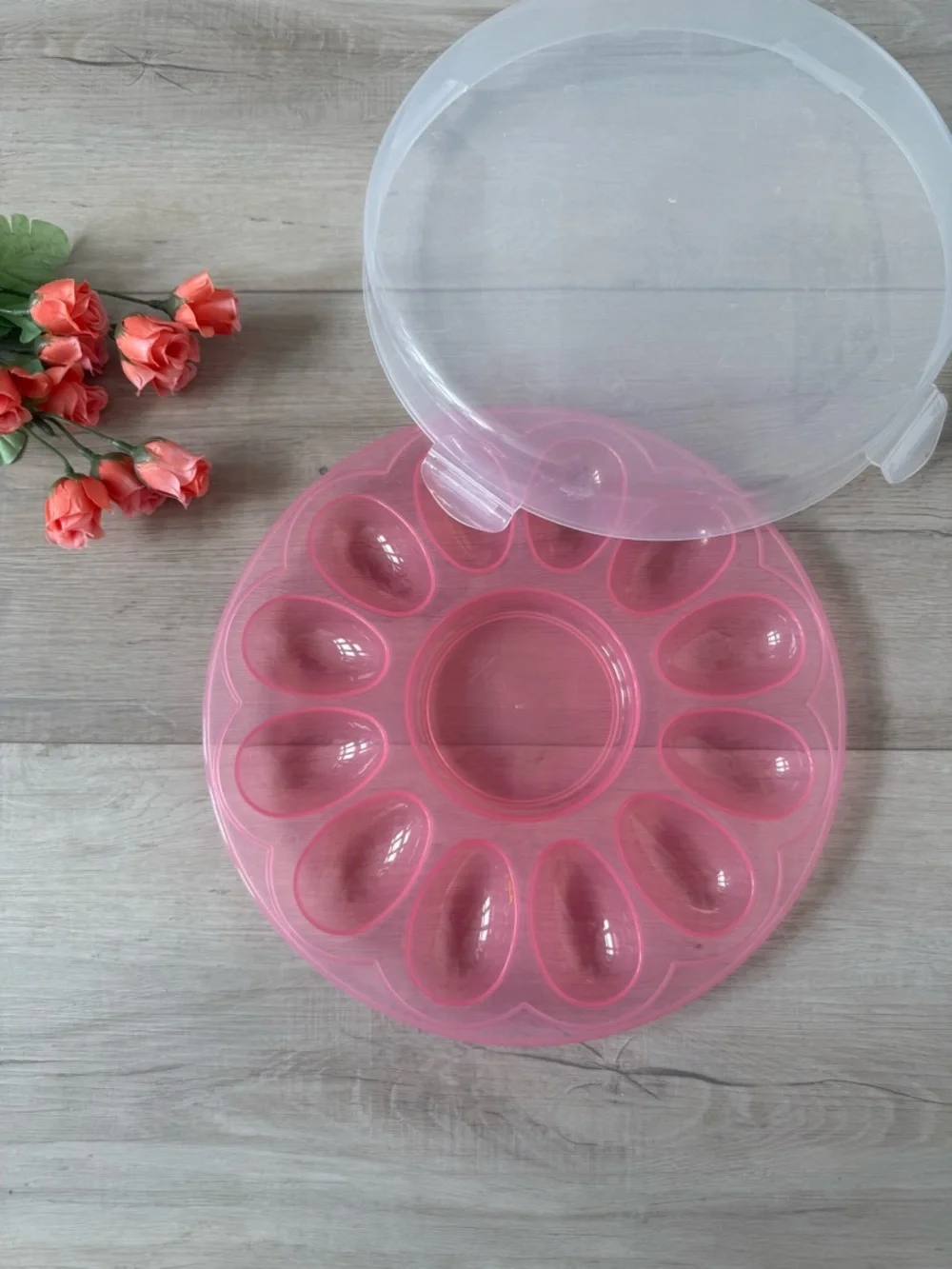 12 deveiled egg plastic pink travel container with lid